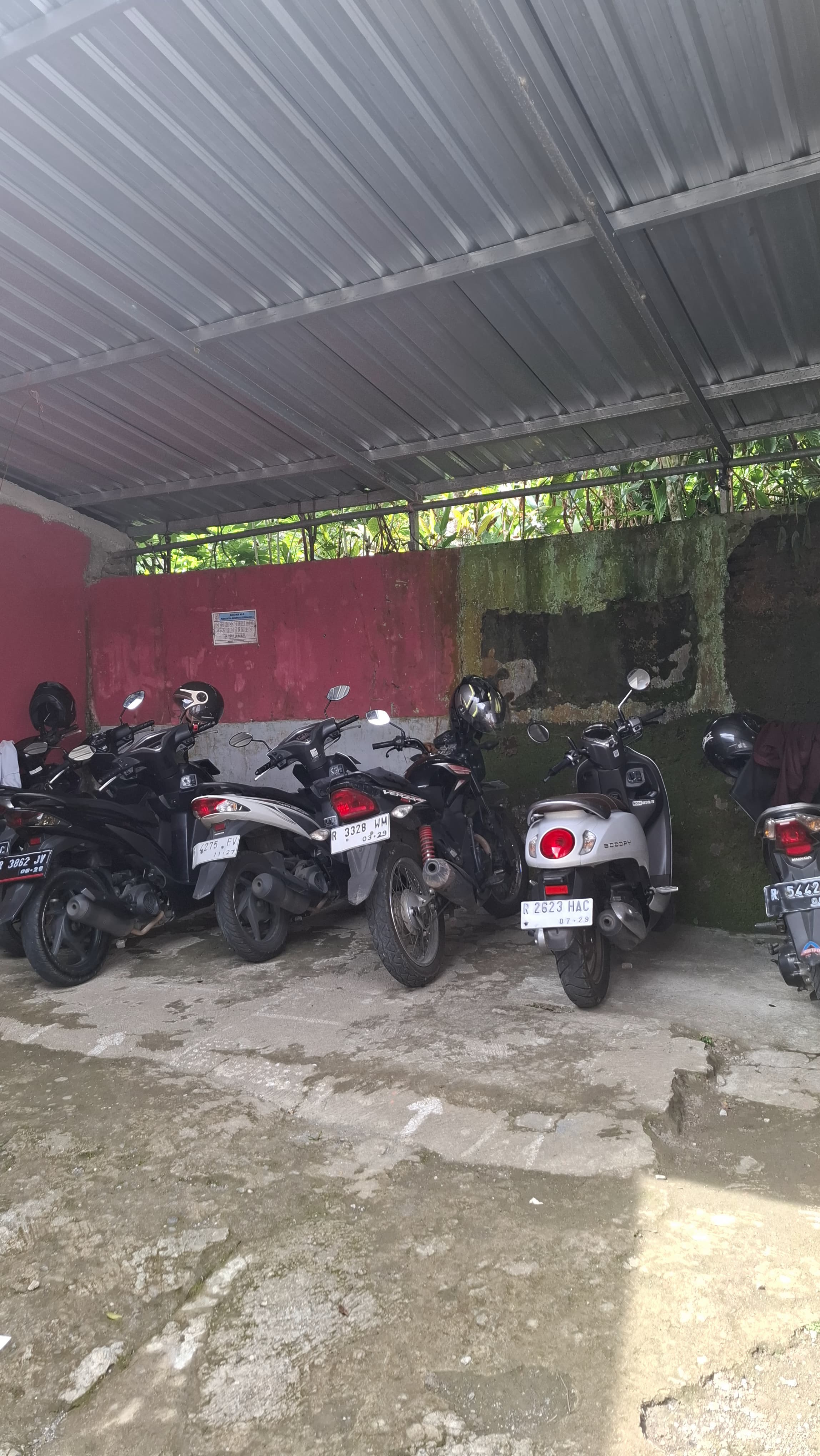 Parkir Guru